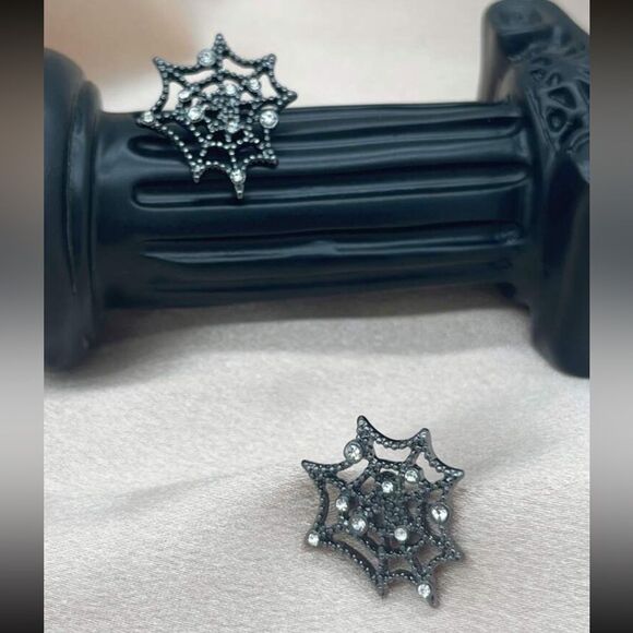 Spider Web & Rhinestone Stud Earrings (Betsy Johnson style) - Picture 3 of 8